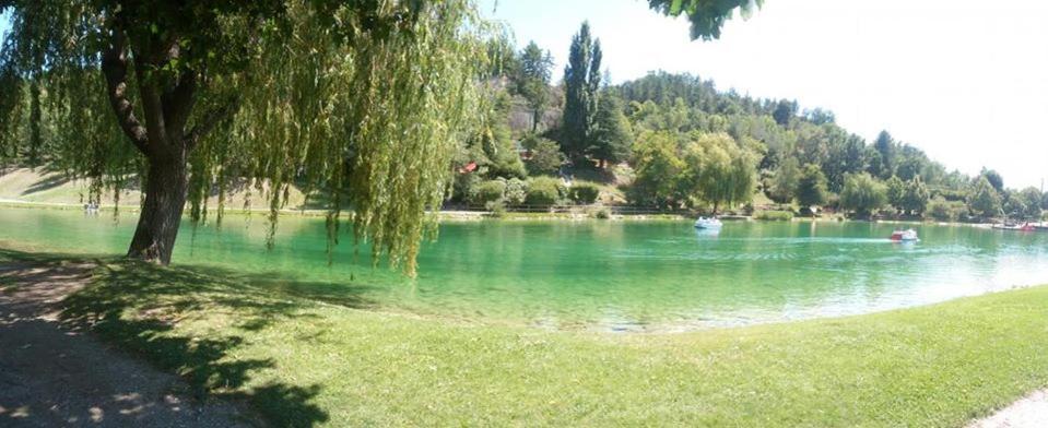 Spacieux T3 Avec Piscine Дінь-ле-Бен Екстер'єр фото